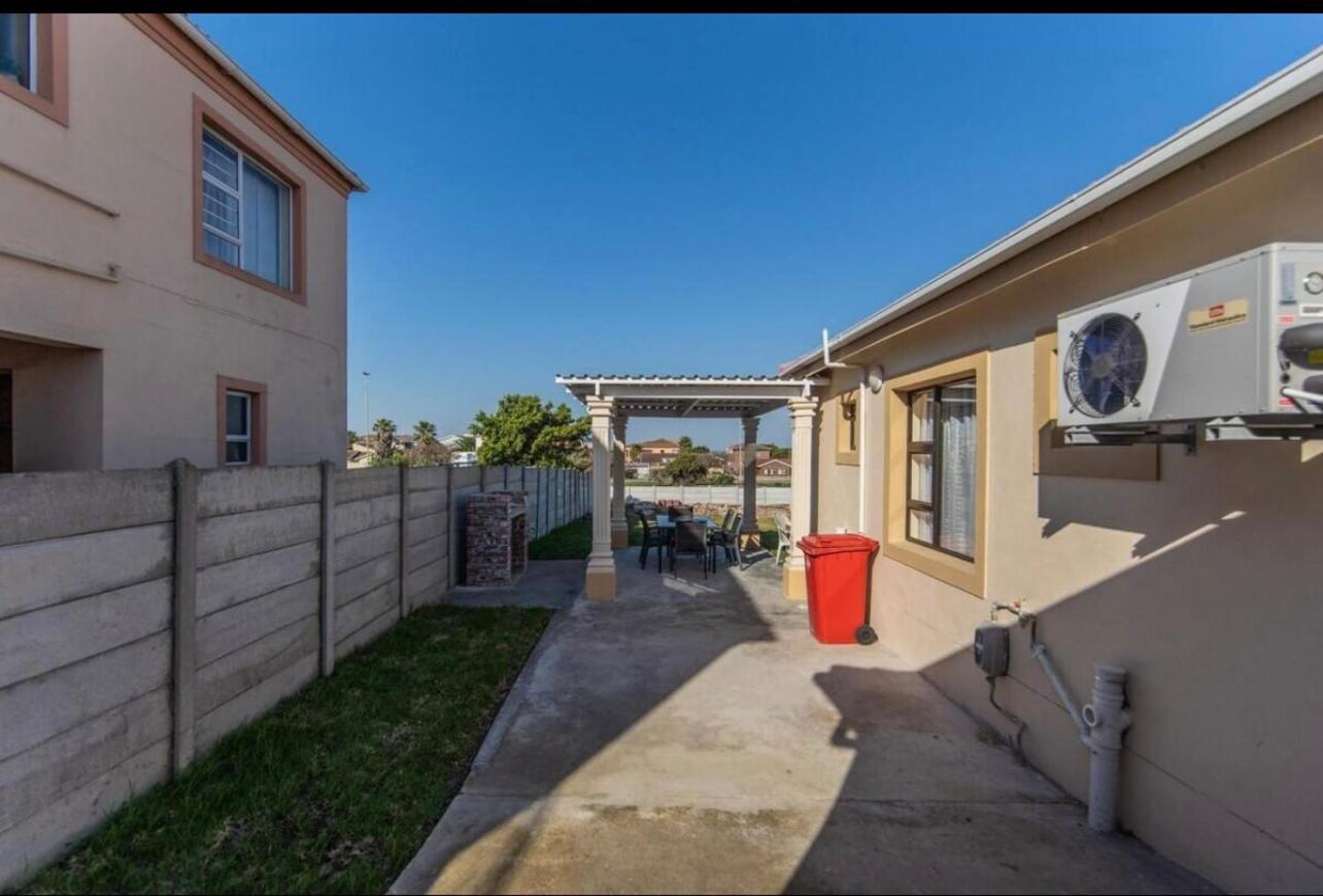 Holiday home Cosy In Bluewater Bay Port Elizabeth